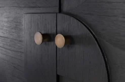 Casa Padrino Luxus Designer Schrank Schwarz 130 x 45 x H. 190 cm - Massivholz Regalschrank mit 3 Türen - Schlafzimmer Schrank - Wohnzimmer Schrank - Büro Schrank - Luxus Möbel