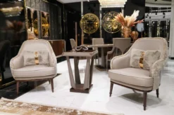 Casa Padrino Luxus Designer Sessel Grau / Dunkelbraun / Gold - Wohnzimmer Sessel - Hotel Sessel - Wohnzimmer Möbel - Luxus Möbel - Wohnzimmer Einrichtung - Luxus Einrichtung - Möbel Luxus