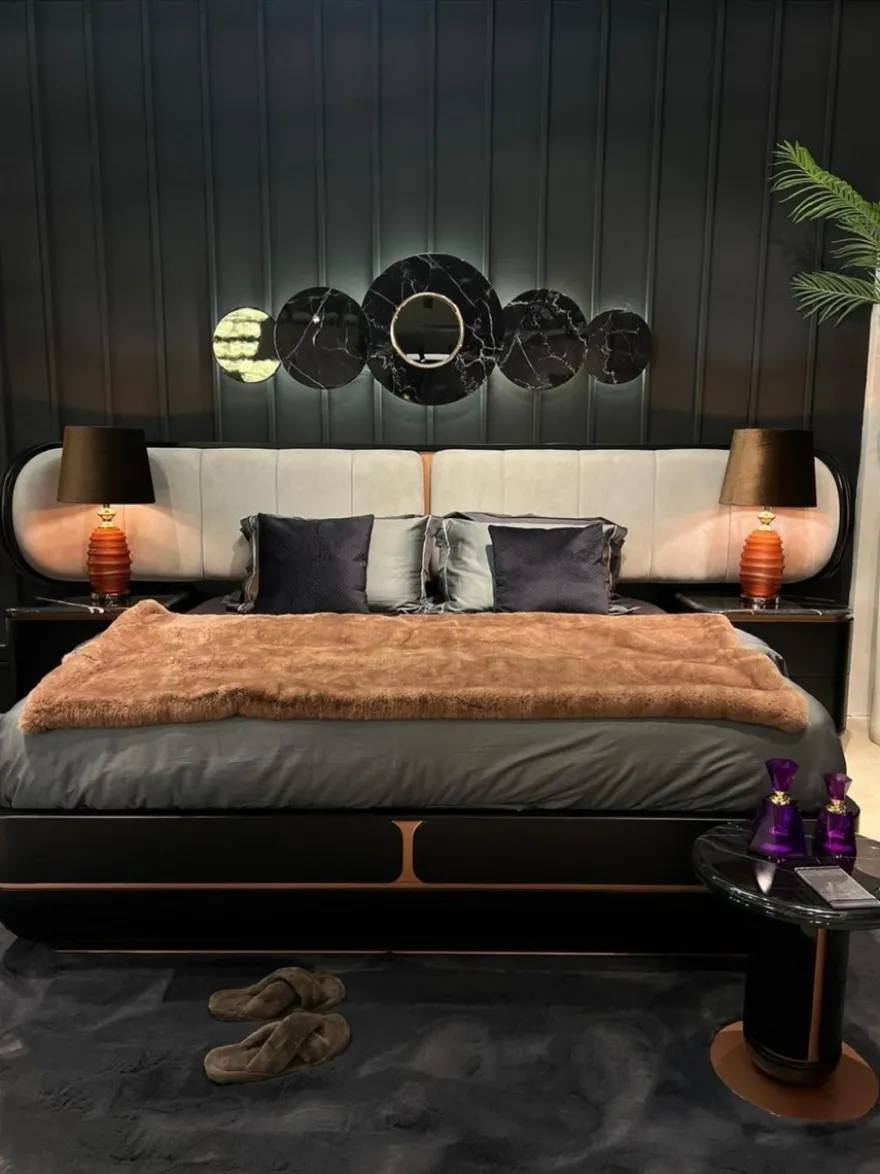 Casa Padrino Luxus Doppelbett Grau / Schwarz / Kupfer 330 x 215 x H. 120 cm - Massivholz Bett mit gepolstertem Kopfteil - Schlafzimmer Möbel - Hotel Möbel - Luxus Möbel