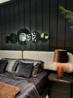 Casa Padrino Luxus Doppelbett Grau / Schwarz / Kupfer 330 x 215 x H. 120 cm - Massivholz Bett mit gepolstertem Kopfteil - Schlafzimmer Möbel - Hotel Möbel - Luxus Möbel