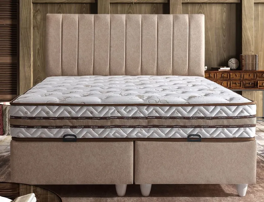 Casa Padrino Luxus Doppelbett Beige / Weiß - Verschiedene Größen - Massivholz Bett mit Kopfteil und Matratze - Schlafzimmer Möbel - Hotel Möbel - Luxus Möbel