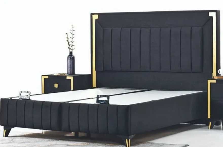 Casa Padrino Luxus Doppelbett Schwarz / Gelbgold - Modernes Massivholz Bett - Moderne Schlafzimmer & Hotel Möbel - Luxus Kollektion