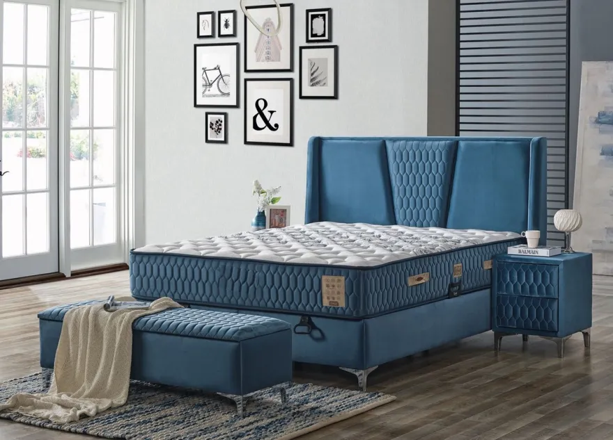 Casa Padrino Luxus Doppelbett Blau / Weiß / Silber 180 x 200 cm - Massivholz Bett mit Kopfteil und Matratze - Schlafzimmer Möbel - Hotel Möbel - Luxus Möbel - Luxus Einrichtung