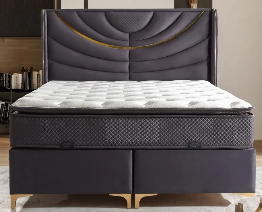 Casa Padrino Luxus Doppelbett Lila / Gold - Verschiedene Größen - Massivholz Bett mit Kopfteil und Matratze - Hotel Möbel - Schlafzimmer Möbel - Luxus Möbel