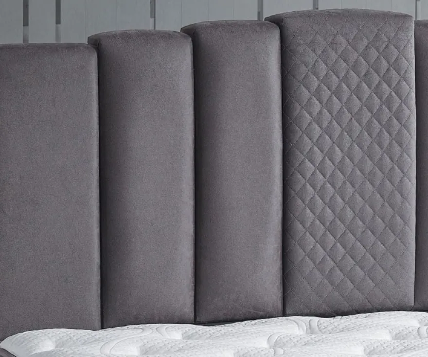 Casa Padrino Luxus Doppelbett Grau / Weiß / Silber 180 x 200 cm - Massivholz Bett mit Kopfteil und Matratze - Schlafzimmer Möbel - Hotel Möbel - Luxus Möbel - Luxus Einrichtung