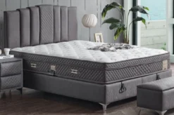 Casa Padrino Luxus Doppelbett Grau / Weiß / Silber 180 x 200 cm - Massivholz Bett mit Kopfteil und Matratze - Schlafzimmer Möbel - Hotel Möbel - Luxus Möbel - Luxus Einrichtung