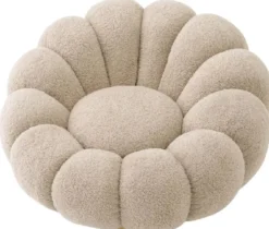 Casa Padrino Luxus Drehsessel Sandfarben / Messing 115 x 118 x H. 67 cm - Wohnzimmer Sessel - Lounge Sessel - Wohnzimmer Möbel - Luxus Möbel - Wohnzimmer Einrichtung - Luxus Einrichtung