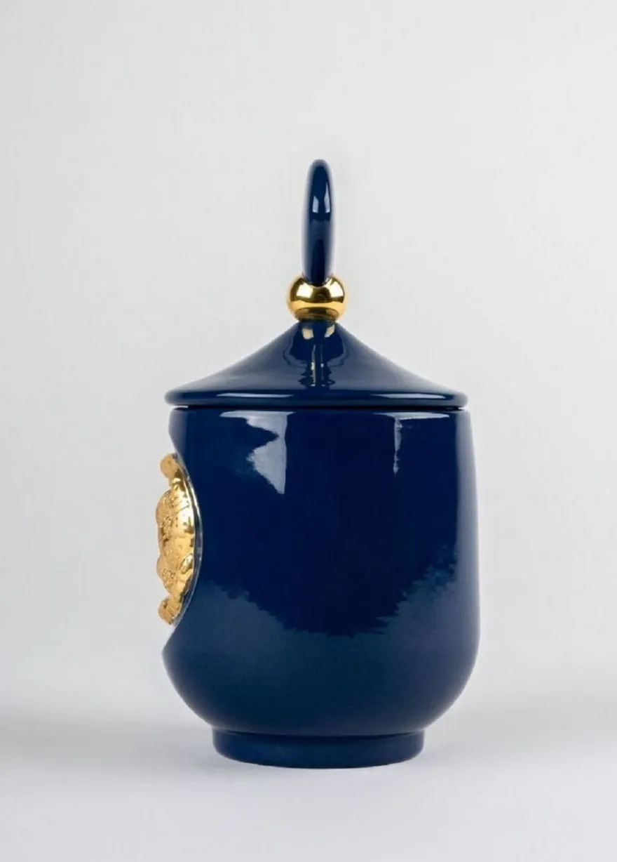Casa Padrino Luxus Duftspender Schlangen Dunkelblau / Gold Ø 11 x H. 21 cm - Runder Porzellan Raumerfrischer mit Deckel - Deko Accessoires - Luxus Qualität