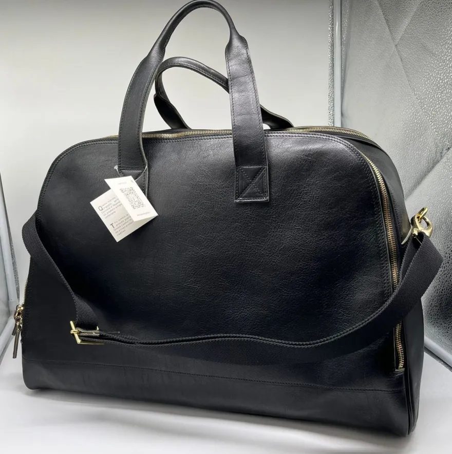 Casa Padrino Luxus Echtleder Reisetasche Schwarz / Gold 50 cm - Made in Italy