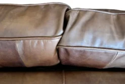 Casa Padrino Luxus Echtleder 2er Sofa im englischen Stil Braun 182 x 100 x H. 89 cm