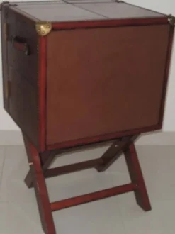 Casa Padrino Luxus Echtleder Barschrank Cognac Braun 61 x 52 x H. 93,5 cm - Kleiner Weinschrank mit 2 Türen im Koffer Design