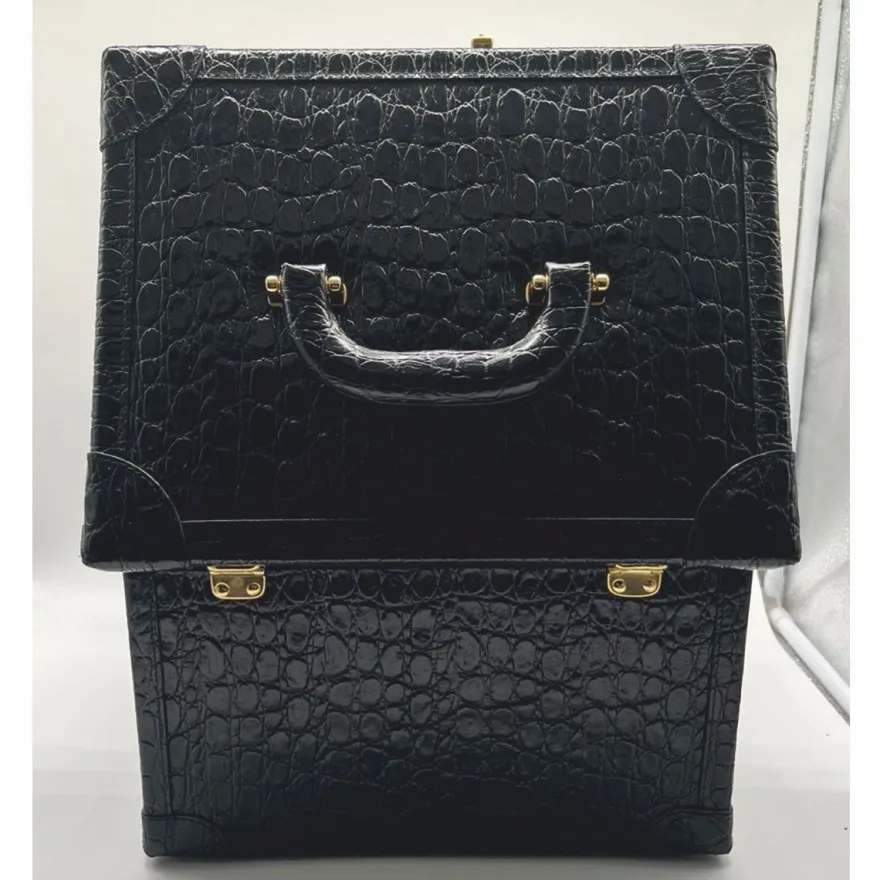 Casa Padrino Luxus Echtleder Schminkkoffer Schwarz / Gold 28 x 16 x H. 16 cm