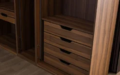 Casa Padrino Luxus Eck Kleiderschrank Braun / Schwarz 345 x 345 x H. 220 cm - Massivholz Schlafzimmerschrank mit 11 Glastüren und LED Beleuchtung - Schlafzimmer Möbel - Hotel Möbel - Luxus Möbel