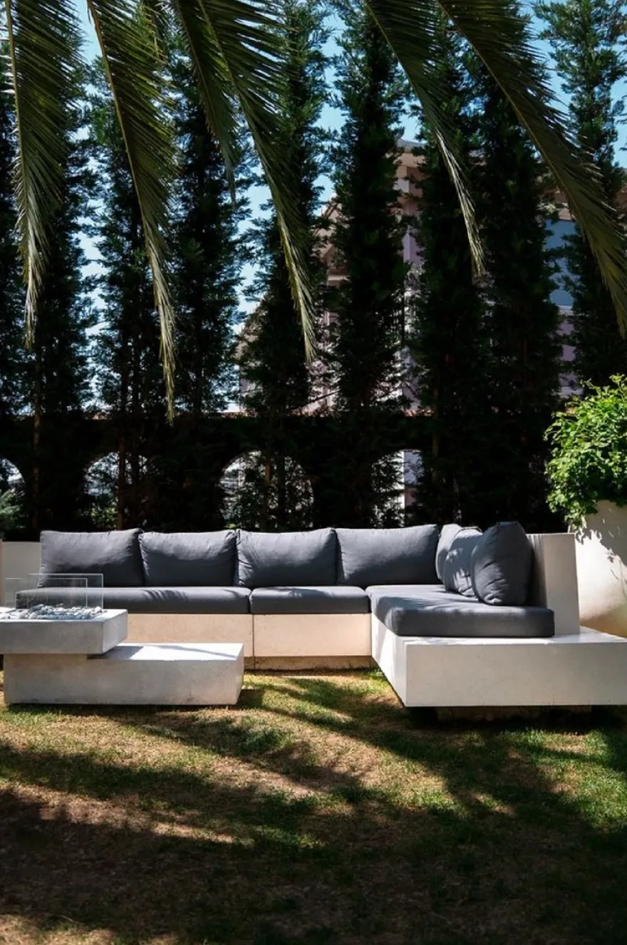 Casa Padrino Luxus Ecksofa Anthrazit / Weiß 335 x 265 cm - Modulares Wetterfestes Beton Sofa