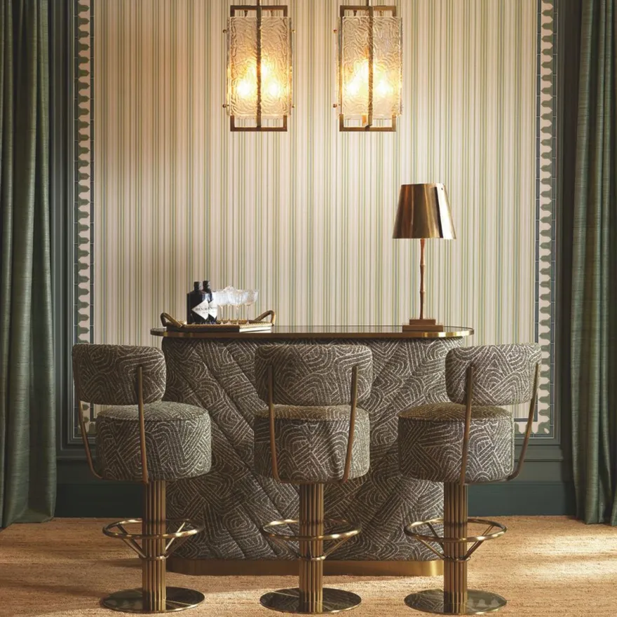 Casa Padrino Luxus Edelstahl Barstuhl Grün / Messing H. 104 cm - Luxus Bar Möbel