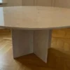 Casa Padrino Luxus Esstisch Beige Ø 150 x H. 72 cm - Runder Travertin Naturstein Esszimmertisch - Esszimmer Möbel - Travertin Möbel - Luxus Möbel - Luxus Einrichtung