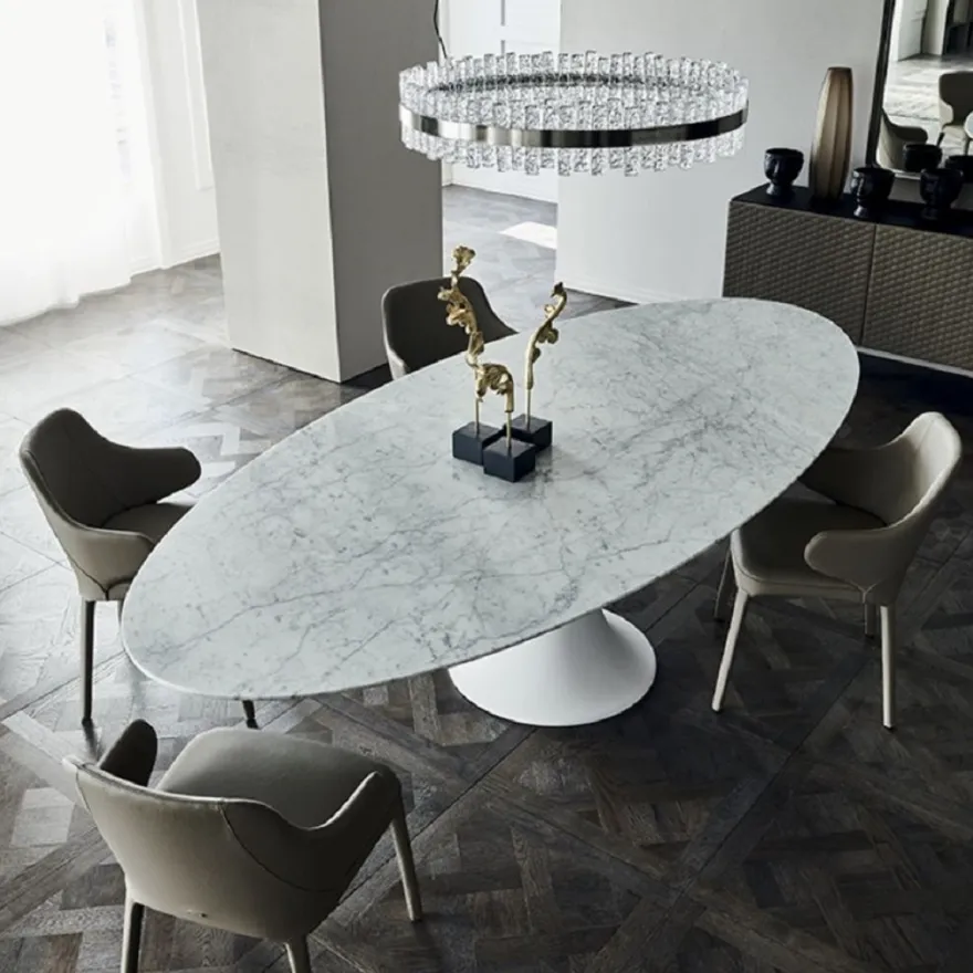 Casa Padrino Luxus Esstisch Matt Weiß 290 x 130 x H. 75 cm - Ovaler Esszimmertisch mit hochwertiger Carrara Marmor Tischplatte - Moderne Esszimmer Möbel - Luxus Qualität - Made in Italy
