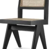 Casa Padrino Luxus Esszimmerstuhl Schwarz / Naturfarben 44 x 54 x H. 85,5 cm - Massivholz Stuhl mit Rattangeflecht - Luxus Esszimmer Möbel
