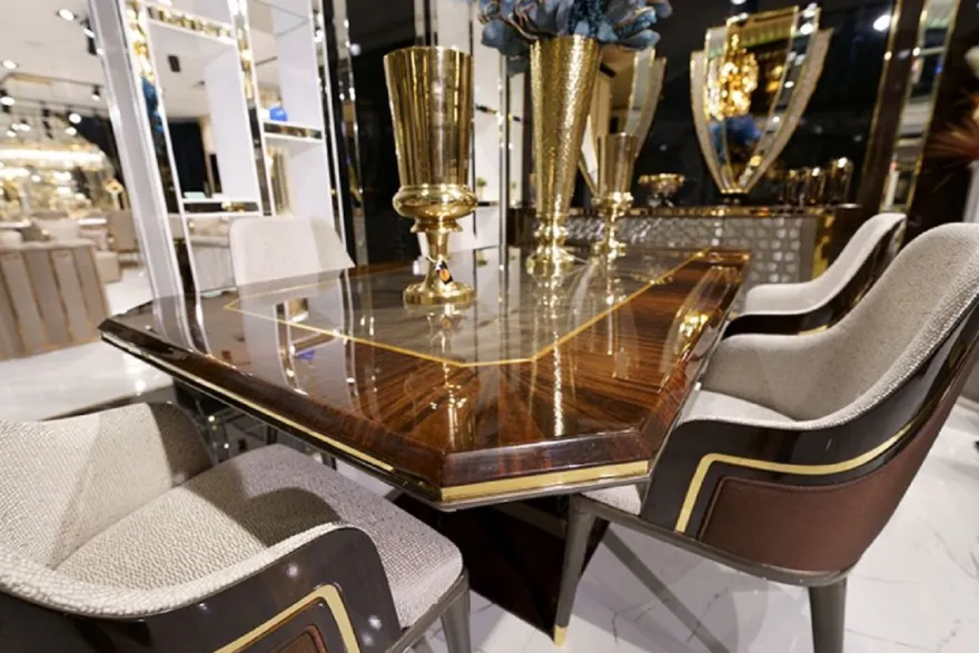 Casa Padrino Luxus Esszimmer Set Grau / Braun / Gold - 1 Esstisch & 6 Esszimmerstühle - Luxus Esszimmer Möbel - Luxus Qualität