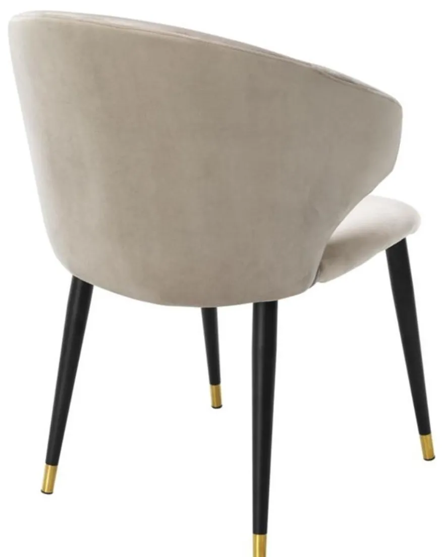 Casa Padrino Luxus Esszimmerstuhl mit Armlehnen Beige / Schwarz / Gold 57 x 66 x H. 83 cm - Esszimmermöbel