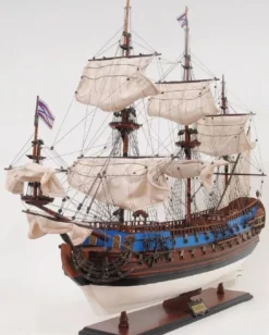 Casa Padrino Luxus Flaggschiff Goto Predestination mit Massivholz Ständer 95,2 x 29,2 x H. 83,8 cm - Handgefertigtes Deko Schiff - Holzschiff - Kriegsschiff - Segelschiff - Deko Accessoires