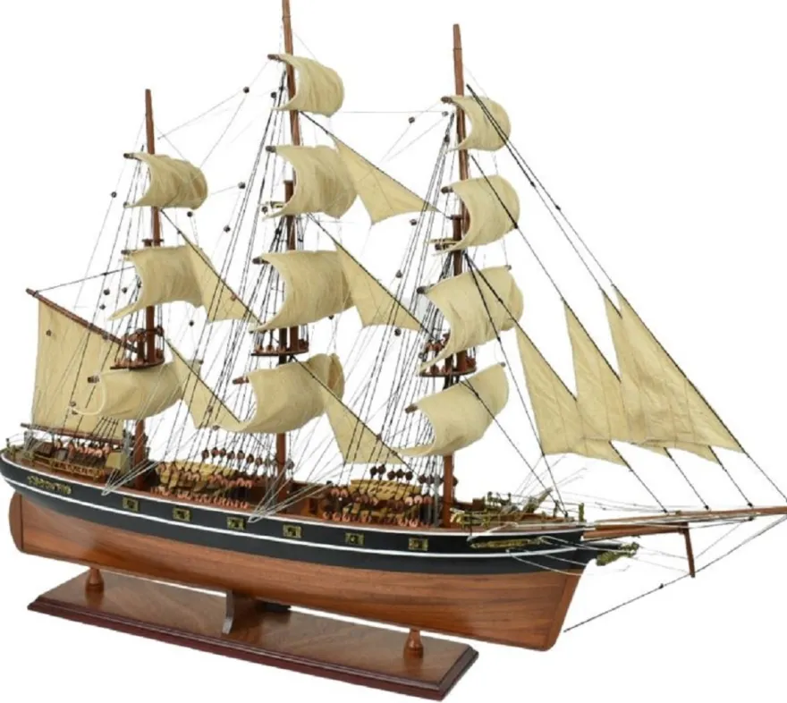 Casa Padrino Luxus Flaggschiff Cutty Sark Braun / Schwarz / Weiß 70 x 28 x H. 85 cm - Handgefertigtes Deko Schiff - Holzschiff - Segelschiff - Kriegsschiff - Luxus Deko Accessoires