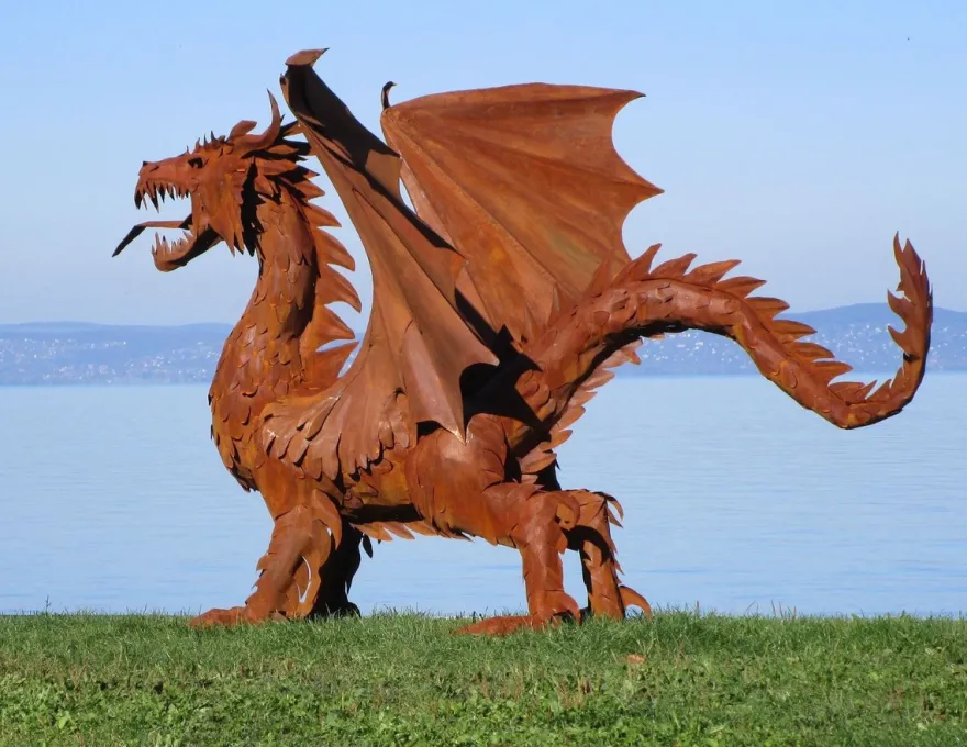 Casa Padrino Luxus Gartendeko Skulptur Drache Rostfarben 290 x 180 x H. 235 cm - Riesige Stahl Deko Figur - Gartenfigur - Hotel Garten Deko