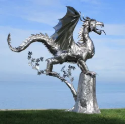 Casa Padrino Luxus Gartendeko Skulptur Drache Silber 290 x 235 x H. 295 cm - Riesige Edelstahl Deko Figur - Gartenfigur - Hotel Garten Deko