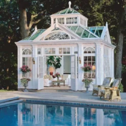 Casa Padrino Luxus Gartenhaus Weiß 472 x 396 x H. 548 cm - Schmiedeeisen Garten Pavillon mit Fensterscheiben