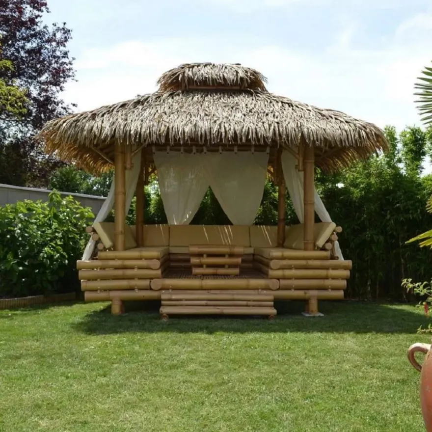 Casa Padrino Luxus Gartenhaus Naturfarben 400 x 400 x H. 350 cm - Wetterbeständiges Bambus Garten Haus - Bambus Pool Haus - Bambus Outdoor Haus - Luxus Bambus Gartenhäuser