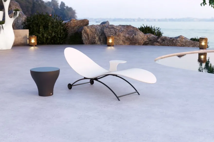 Casa Padrino Luxus Gartenliege Matt Weiß / Anthrazitgrau 205 cm