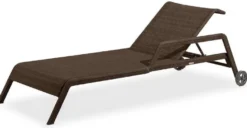 Casa Padrino Luxus Gartenliege Braun 224 x 75 x H. 51 cm - Handgewebte Wetterbeständige Liege - Moderne Poolliege - Garten Möbel - Hotel Möbel