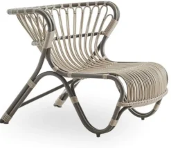 Casa Padrino Luxus Garten Lounge Sessel Mokka / Beige 79 x 92 x H. 68 cm - Wetterbeständiger Garten & Terrassen Sessel - Garten & Terrassen Möbel - Luxus Qualität
