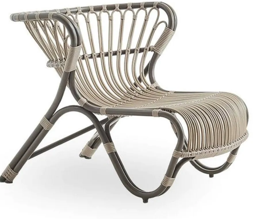 Casa Padrino Luxus Garten Lounge Sessel Mokka / Beige 79 x 92 x H. 68 cm - Wetterbeständiger Garten & Terrassen Sessel - Garten & Terrassen Möbel - Luxus Qualität