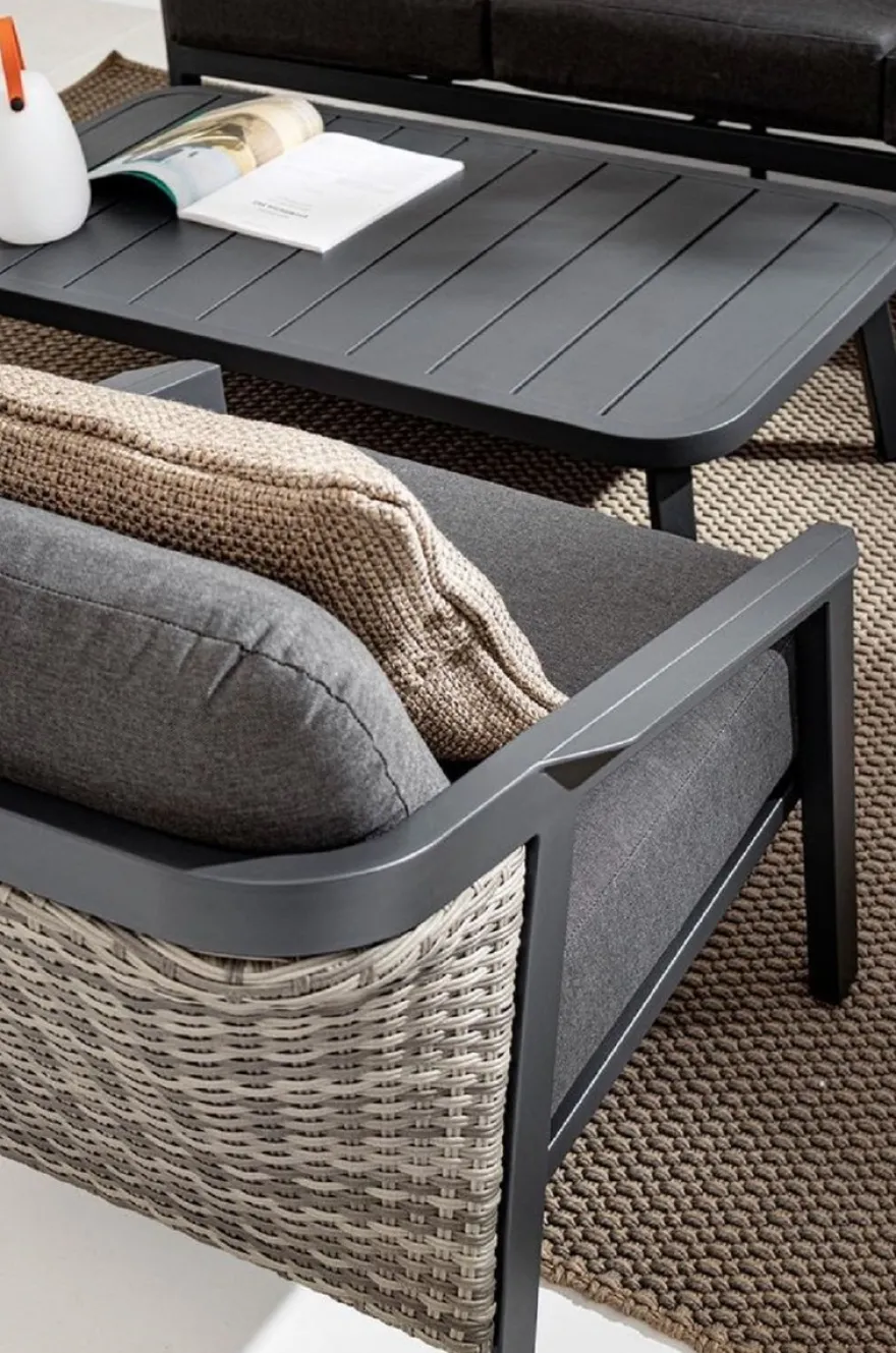 Casa Padrino Luxus Gartenmöbel Set Anthrazit - 1 Gartensofa & 2 Gartensessel & 1 Gartentisch - Moderne Luxus Garten & Terrassen Möbel - Luxus Kollektion