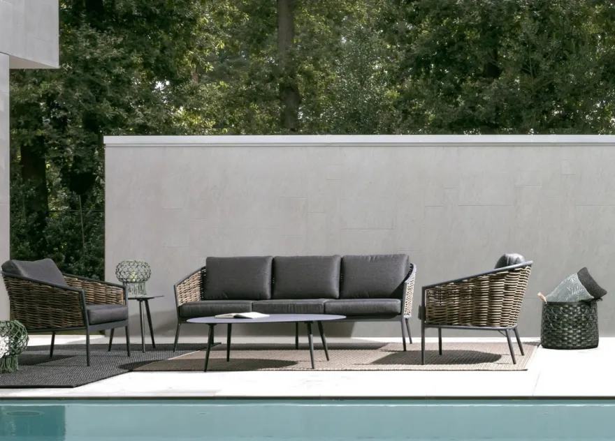 Casa Padrino Luxus Gartenmöbel Set Anthrazit / Braun - 1 Luxus Gartensofa & 2 Luxus Gartensessel - Garten Möbel - Terrassen Möbel - Hotel Möbel - Pool Möbel - Outdoor Möbel - Luxus Möbel