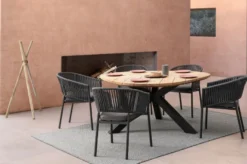 Casa Padrino Luxus Gartentisch Naturfarben / Schwarz Ø 160 x H. 77 cm - Garten Esstisch mit Teakholz Tischplatte und Aluminium Beinen - Garten & Terrassen Tisch - Luxus Garten & Terrassen Möbel