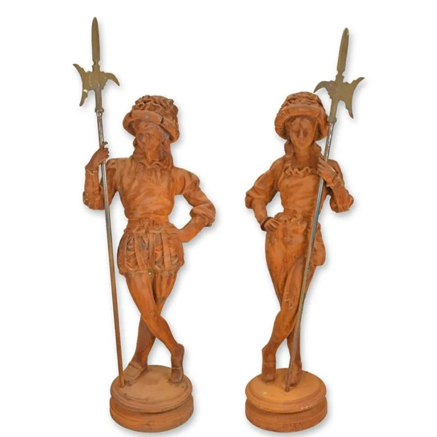 Casa Padrino Luxus Gusseisen Skulpturen Set Zwei Hellebardiere Rostbraun H. 157 cm - Große Gartenfiguren - Deko Skulpturen