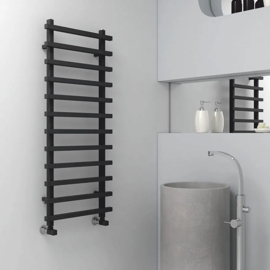 Casa Padrino Luxus Handtuchwärmer Schwarz H. 120 cm - Badezimmer Zubehör