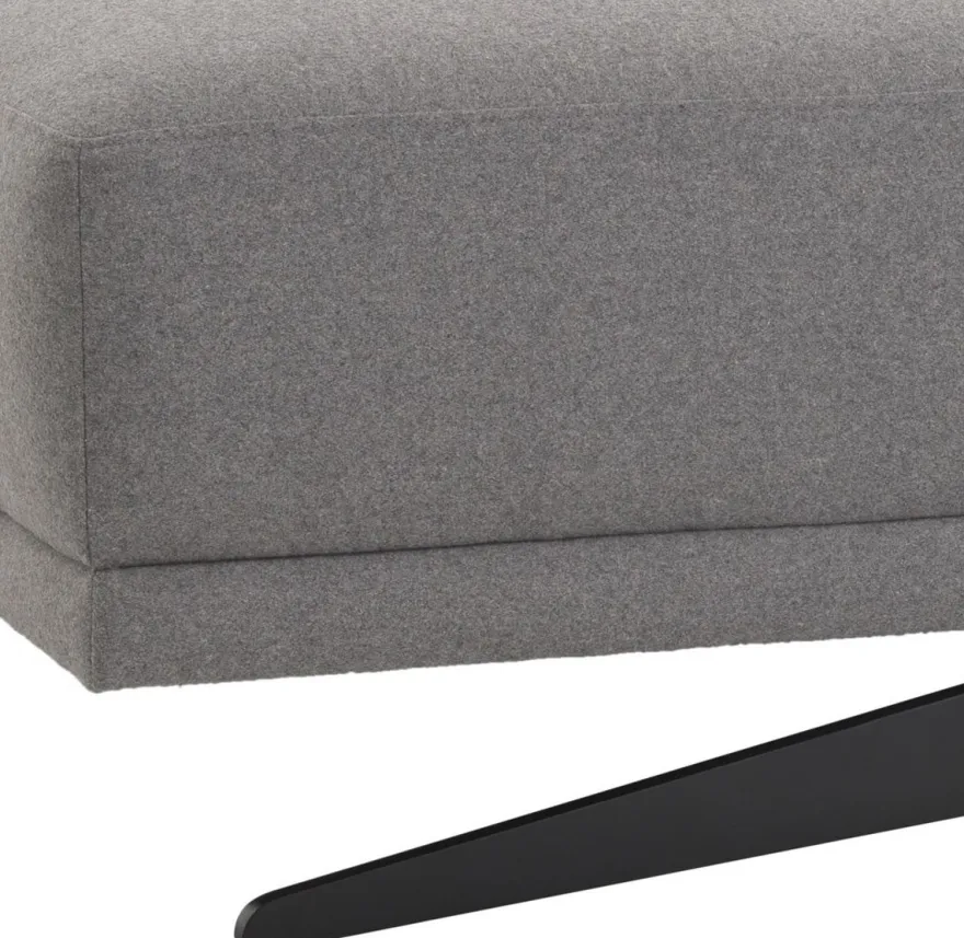 Casa Padrino Luxus Hocker Grau / Schwarz 108 x 108 x H. 41 cm - Sitzhocker - Fußhocker - Wohnzimmer Möbel - Luxus Kollektion