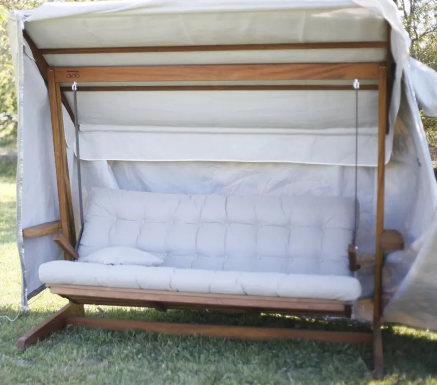 Casa Padrino Luxus Hollywood Schaukel Schutzbezug Grau 190 cm - Wetterfeste Garten Schaukel Schutzhülle - Garten Accessoires - Luxus Qualität