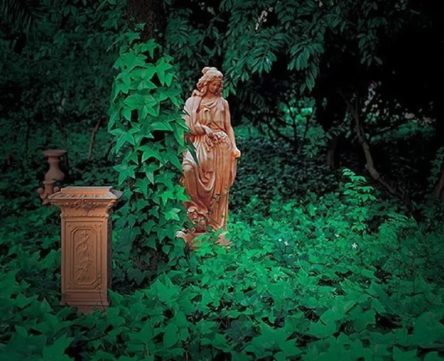 Casa Padrino Luxus Jugendstil Deko Skulptur Dame Beige H. 135 cm - Prunkvolle Keramik Statue - Handgefertigte Deko Figur - Garten & Terrassen Deko Accessoires