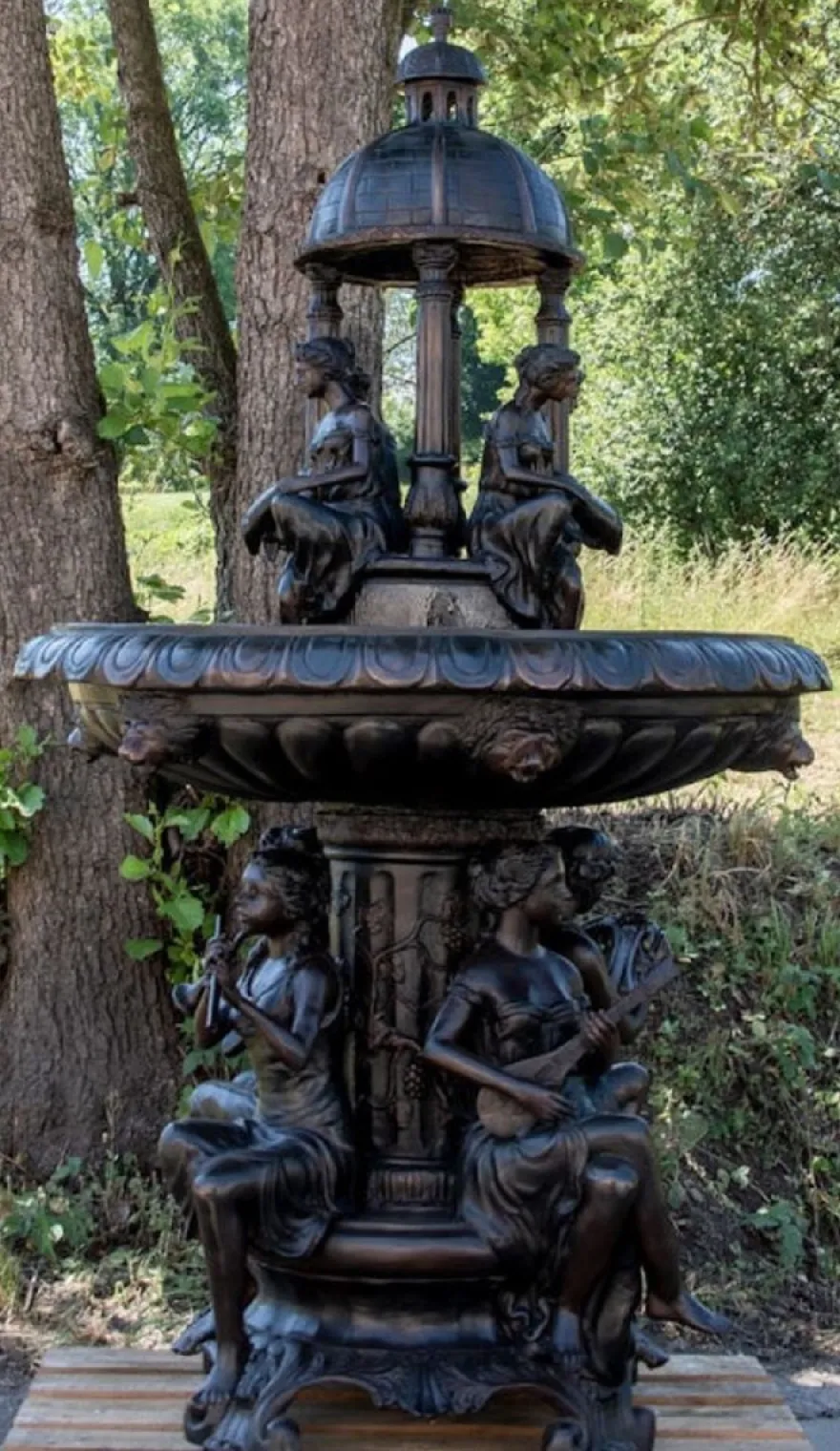 Casa Padrino Luxus Jugendstil Bronze Springbrunnen Ø 130 x H. 226 cm - Prunkvoller Gartenbrunnen - Gartendeko Brunnen - Barock & Jugendstil Garten Deko Accessoires