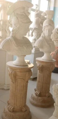 Casa Padrino Luxus Jugendstil Marmor Büste Römischer Soldat Weiß H. 90 cm