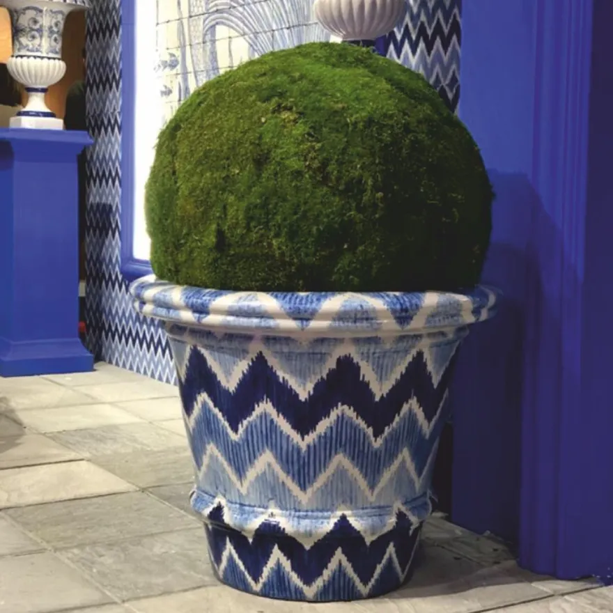 Casa Padrino Luxus Keramik Blumentopf Blau / Weiß Ø 79 x H. 63 cm - Garten Deko