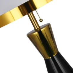 Casa Padrino Luxus Keramik Tischleuchte Schwarz / Gold / Weiß Ø 30 x H. 60 cm - Runde Keramik Schreibtischleuchte mit Lampenschirm - Luxus Keramik Leuchten