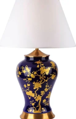 Casa Padrino Luxus Keramik Tischleuchte Blau / Gold / Weiß Ø 42 x H. 72 cm - Runde Keramik Schreibtischleuchte mit Lampenschirm - Luxus Keramik Leuchten