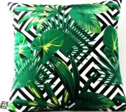 Casa Padrino Luxus Kissen Miami Palm Leaves Schwarz / Weiß / Grün 45 x 45 cm - Feinster Samtstoff - Deko Wohnzimmer Kissen