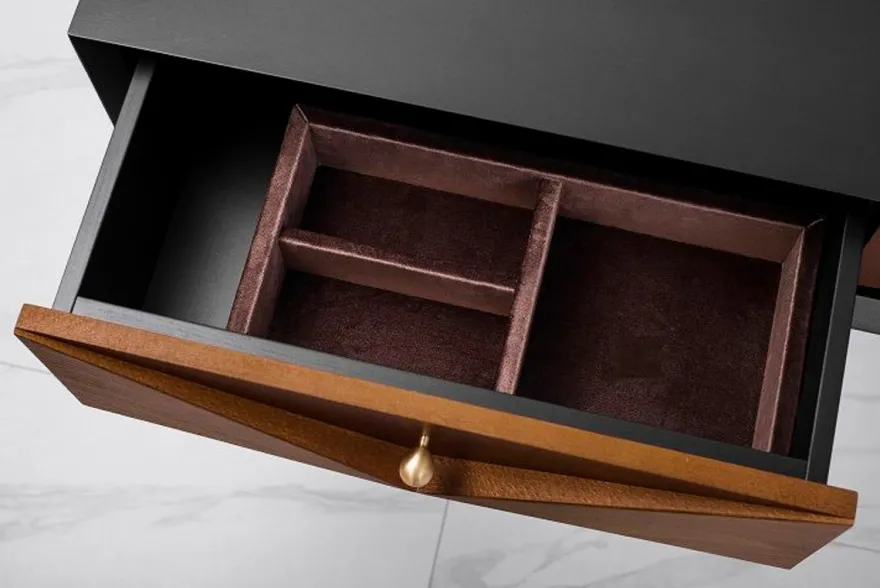 Casa Padrino Luxus Konsole Matt Schwarz / Matt Cognac / Gold 148 x 40 x H. 80 cm - Massivholz Konsolentisch mit 3 Schubladen - Luxus Möbel - Luxus Einrichtung
