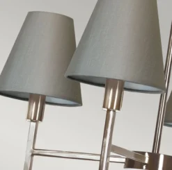 Casa Padrino Luxus Kronleuchter Silber / Grau Ø 61,8 x H. 44,5 cm - Runder Metall Kronleuchter mit Lampenschirmen - Wohnzimmer Kronleuchter - Luxus Leuchten - Luxus Möbel - Luxus Interior